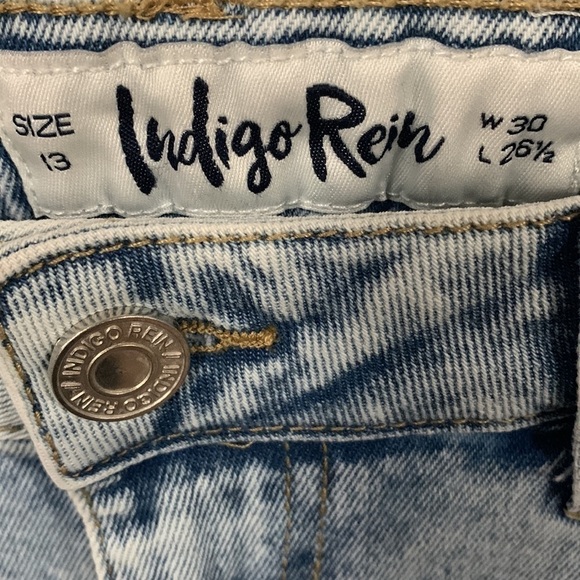 Indigo Rein distressed jeans Sz 13 W30 L26.5 good condition see measurements - Picture 3 of 5